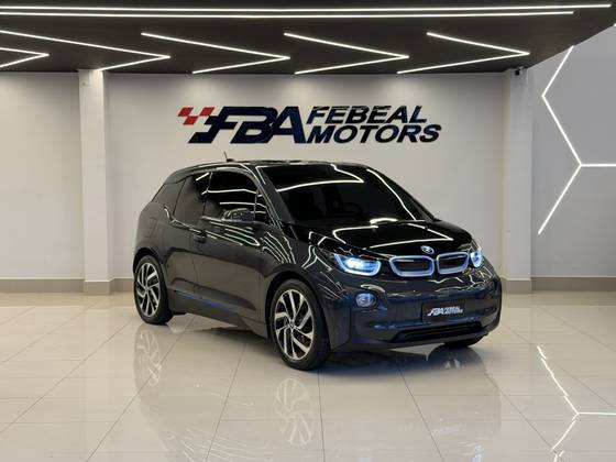 BMW i3 BEV 8V ELÉTRICO 4P AUTOMÁTICO BMW i3 BEV 8V ELÉTRICO 4P AUTOMÁTICO